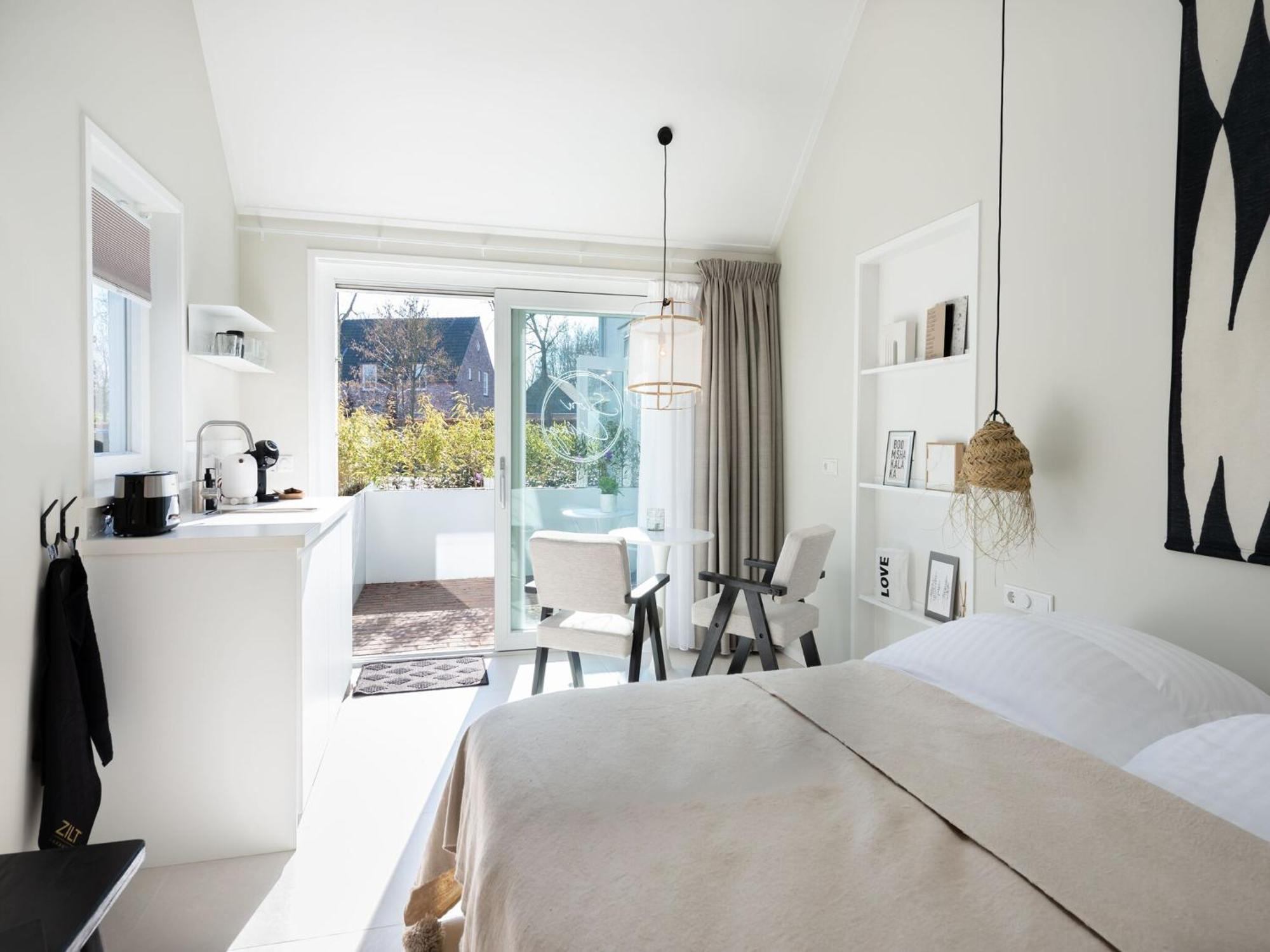 Pleasaing Holiday Home In Oostkapelle Near Centre Exterior photo