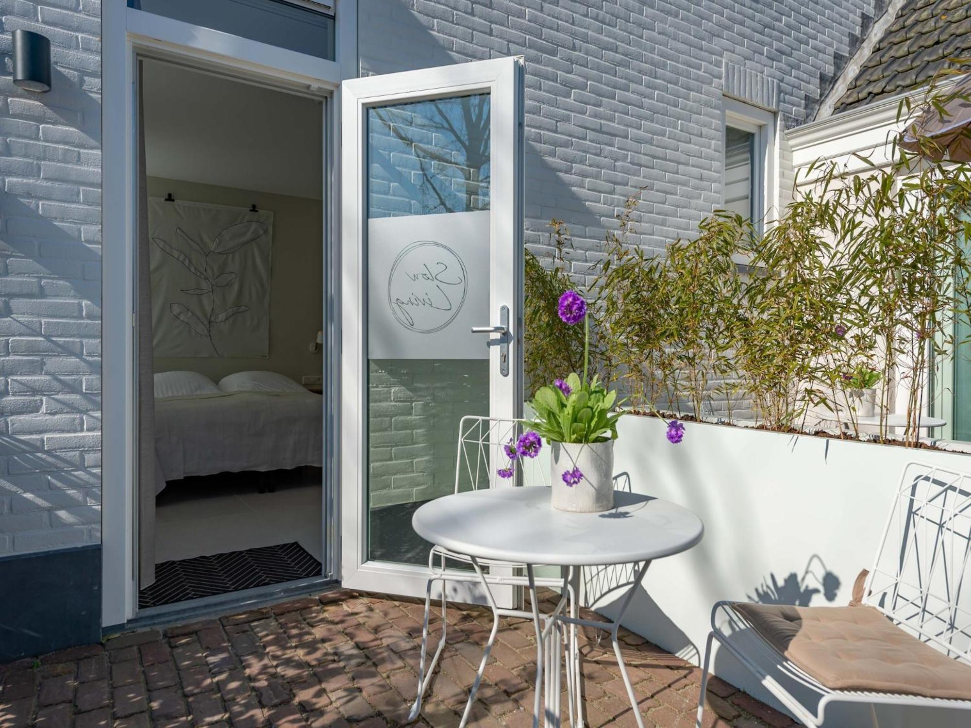 Pleasaing Holiday Home In Oostkapelle Near Centre Exterior photo